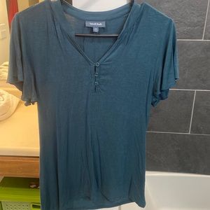 🎉 3 for $20🎉 
Teal knit blouse